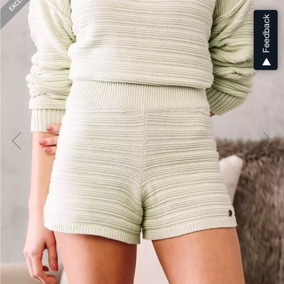 Matching Set from Buckle - Picture 2 of 11